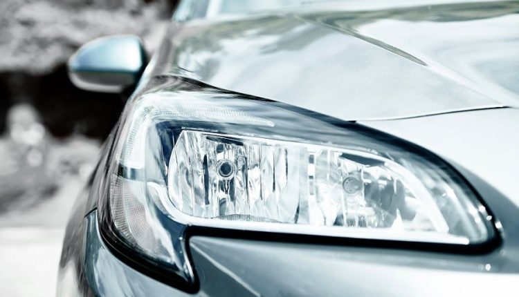 چراغ جلو پژو ۲۰۶