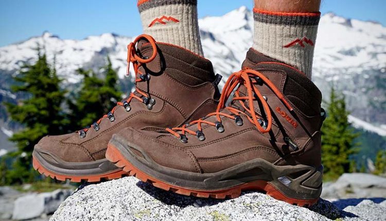 کفش کوهنوردی