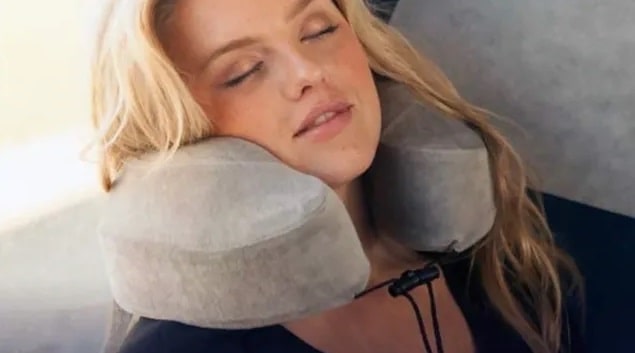 بالش دور گردنی