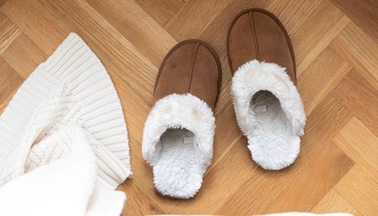 دمپایی حوله ای