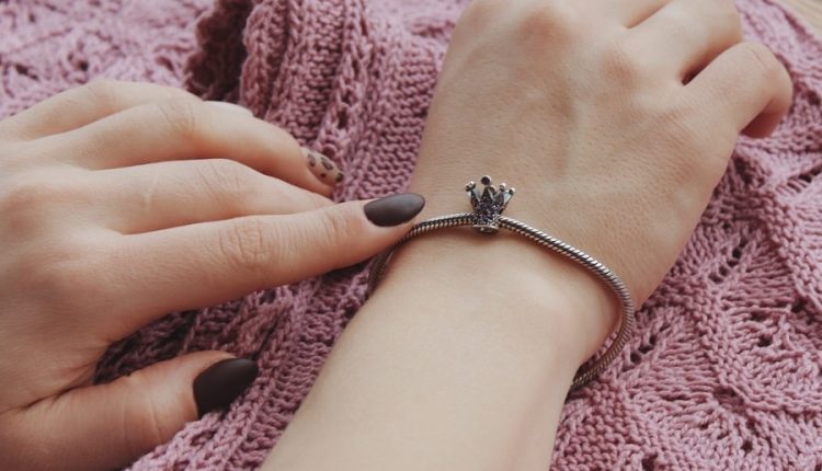 دستبند نقره زنانه