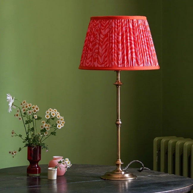 آباژور رومیزی