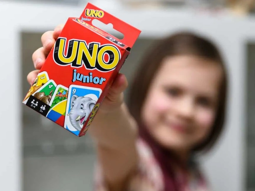 بازی فکری و کارتی UNO